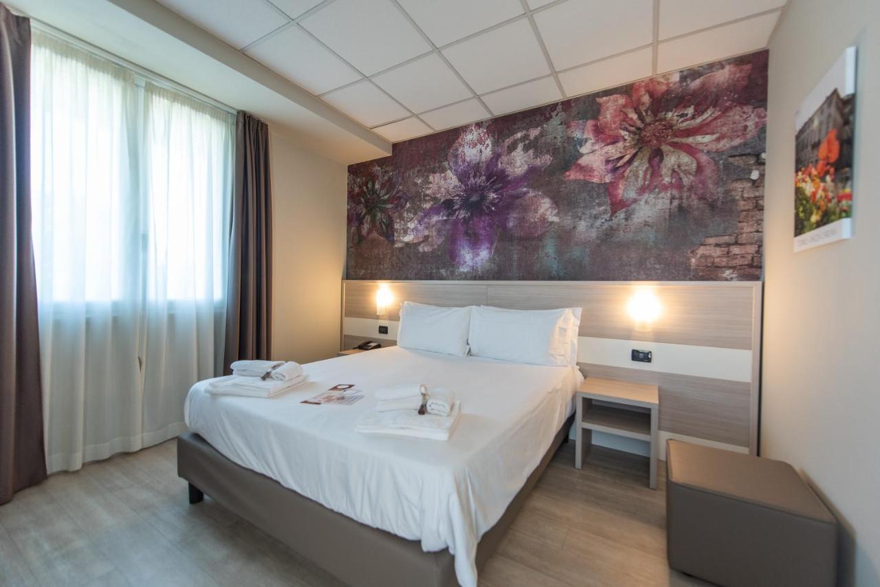 Best Quality Hotel La Darsena Moncalieri Ngoại thất bức ảnh