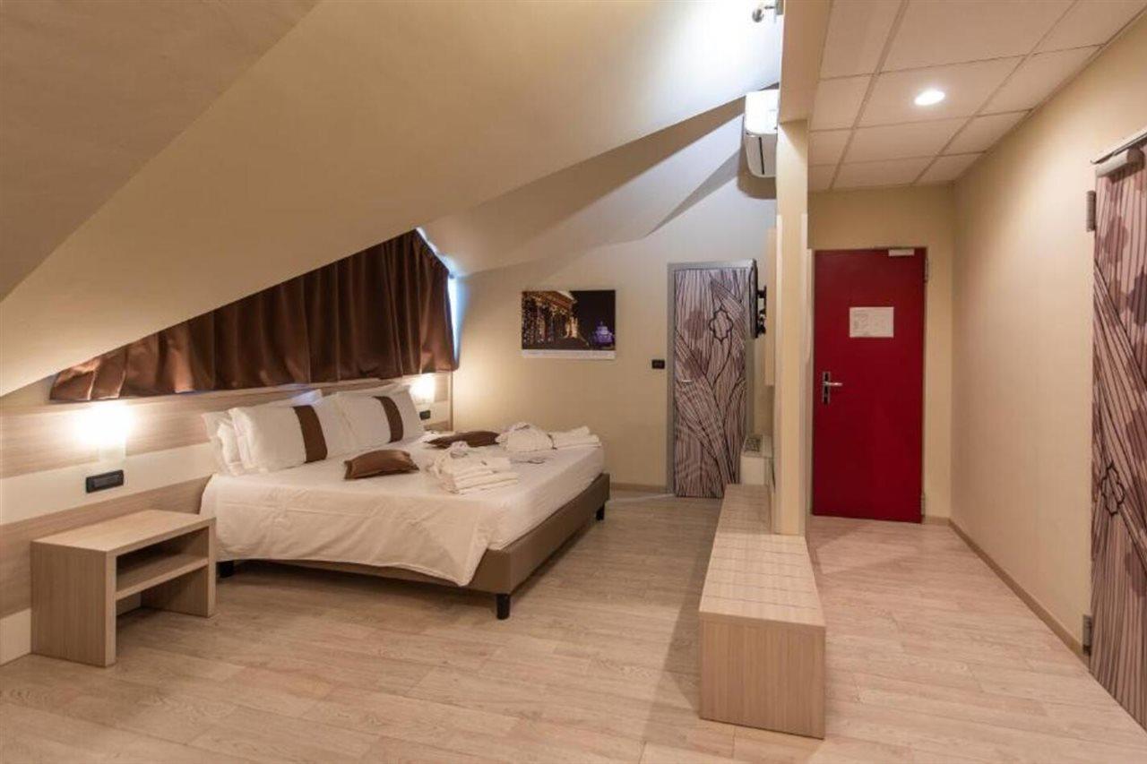 Best Quality Hotel La Darsena Moncalieri Ngoại thất bức ảnh