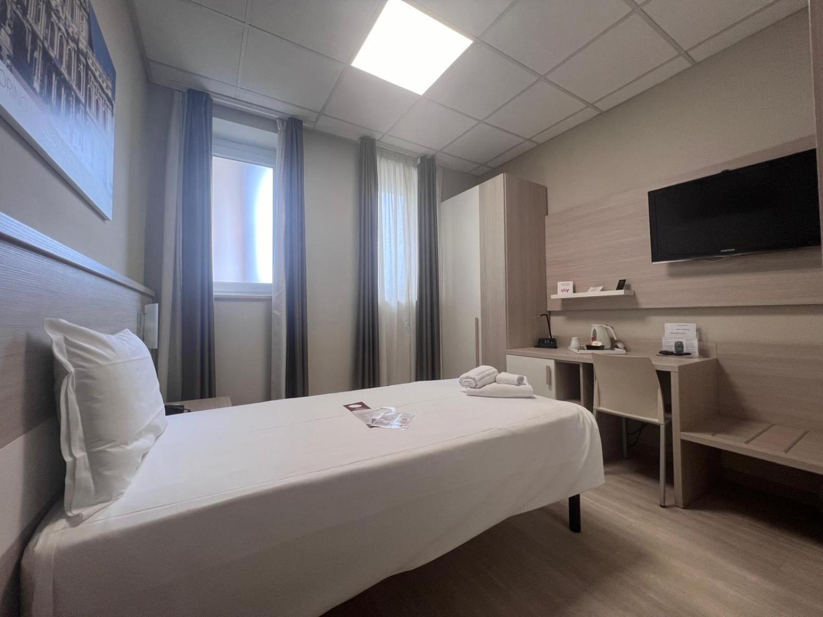 Best Quality Hotel La Darsena Moncalieri Ngoại thất bức ảnh