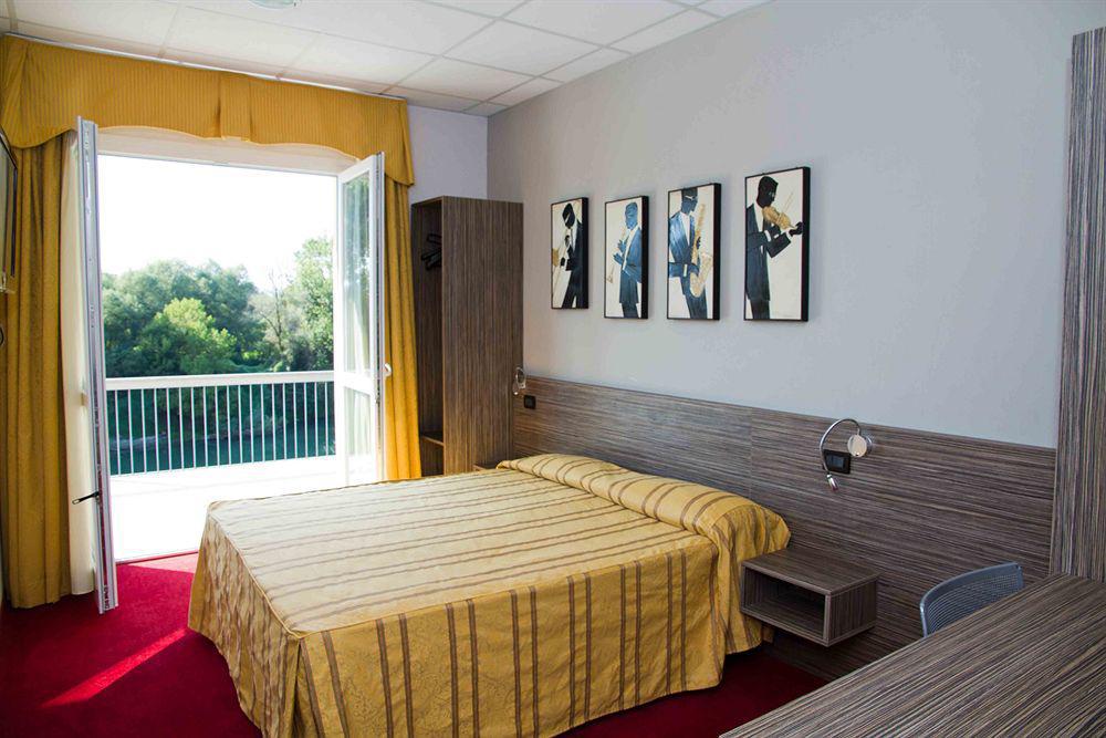 Best Quality Hotel La Darsena Moncalieri Ngoại thất bức ảnh